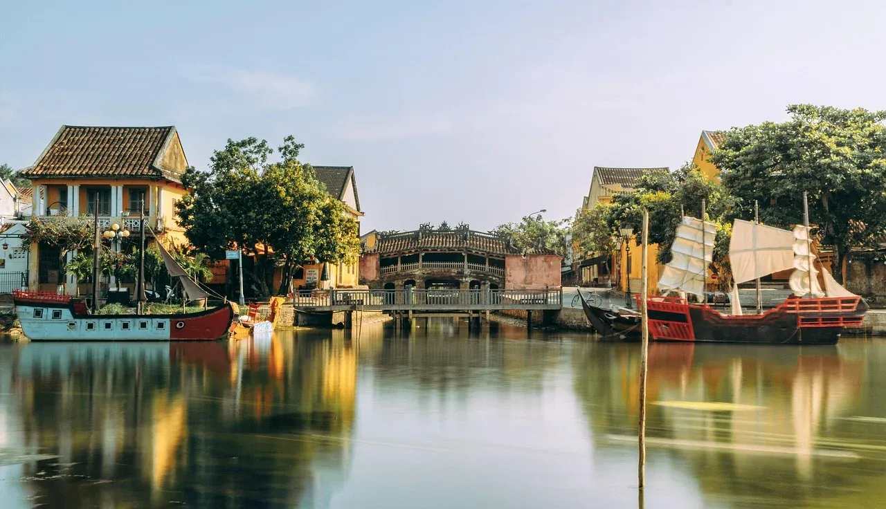 Hoi An & Hue: Royal Family Tales & Coastal Fun
